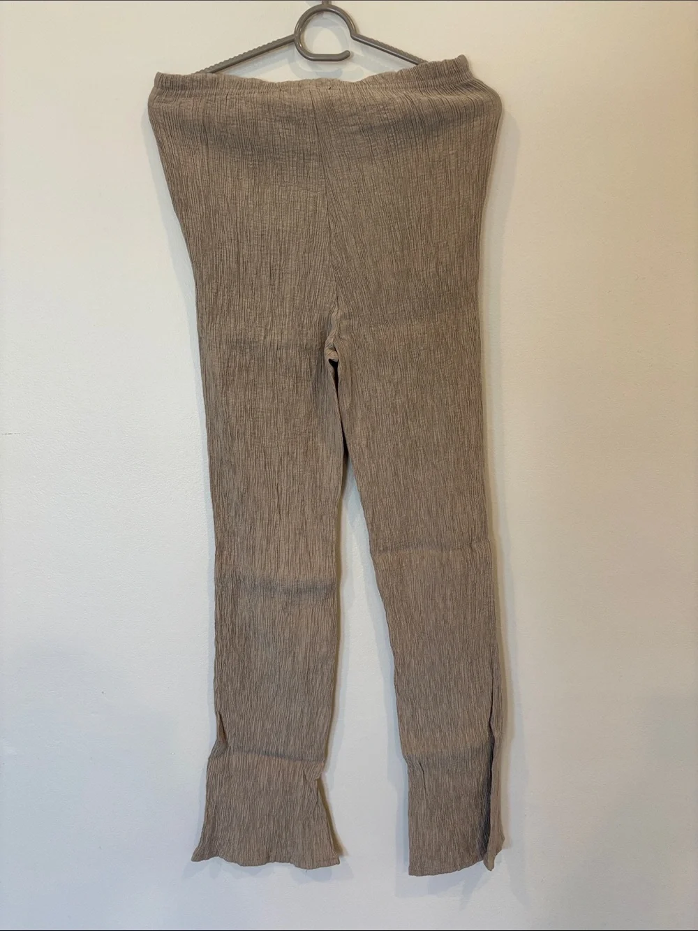 Beige Ribbed Drawstring Knit Pants - Picture 2 of 3